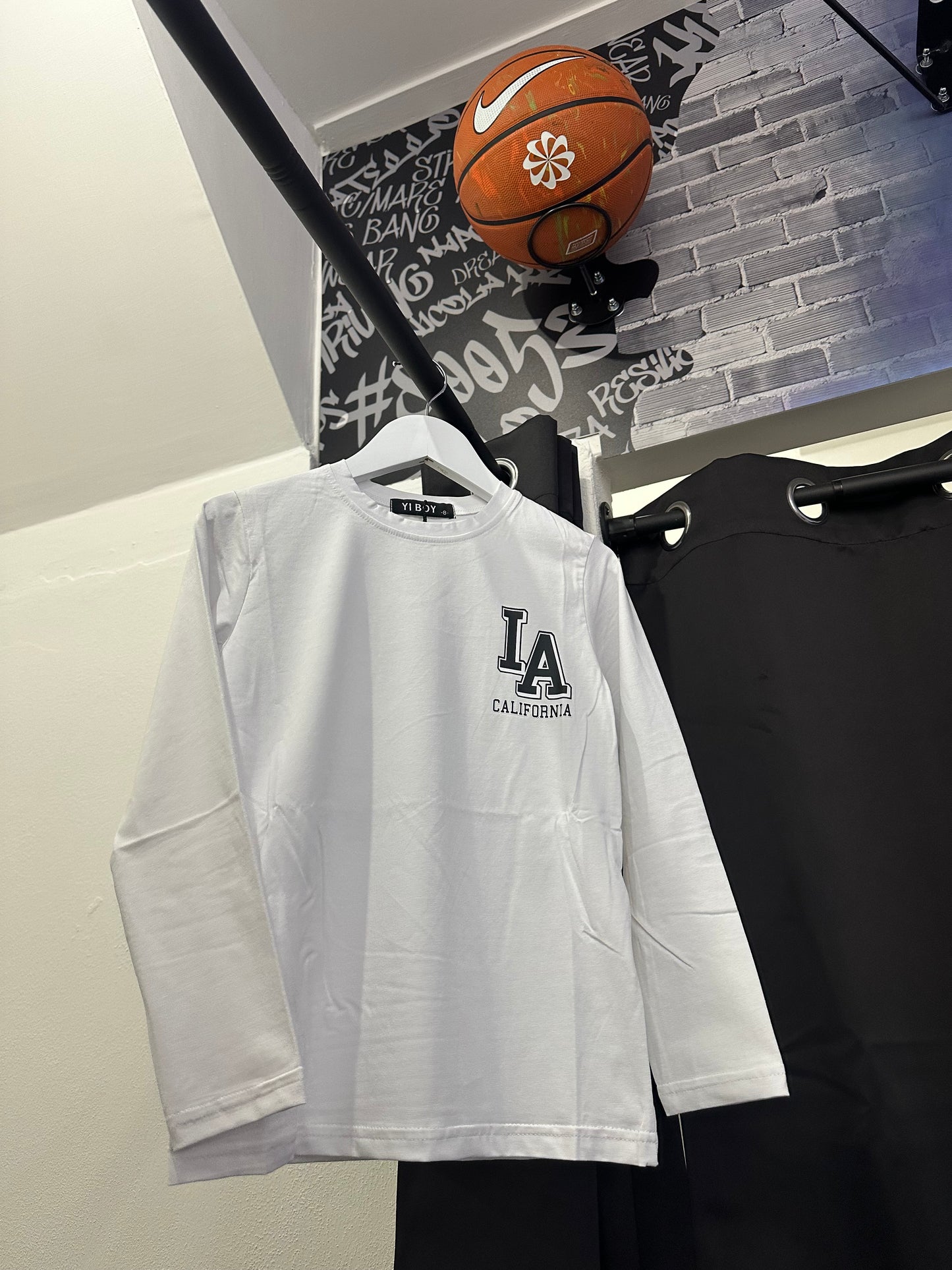 T-shirt California bianca